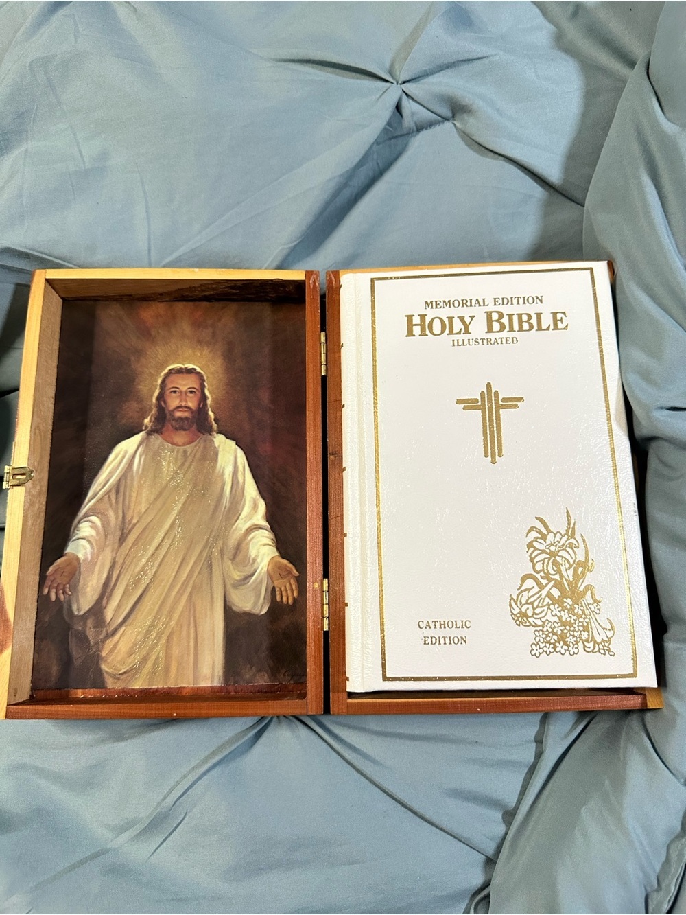 Vintage Memorial Edition Catholic Holy Bible Illustrated Gold Gilt Wooden Case